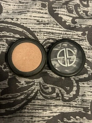 Studio Gear Cosmetics Powder Blush- Glowing - Image 1 of 3