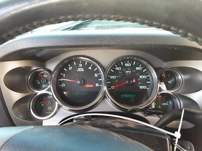 2010 CHEVROLET SILVERADO 2500 PICKUP Speedometer Cluster OEM | MPH | 6.0L - Image 1 of 4