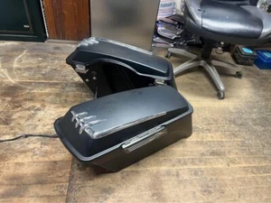 1997-2013 OEM  harley Davidson saddlebags w hardware COMPLETE ARLEN NESS LATCHES - Bild 1 von 7