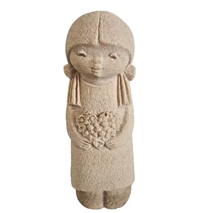 Steinkunst Mädchen mit Blumenstrauß Skulptur Belgien Figur 6 cm hoch - Bild 1 von 9