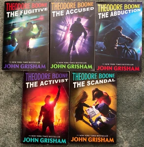 John Grisham books, lot of 5 Theodore Boone novels, The Accused, The Abduction - Bild 1 von 5