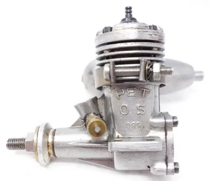 Verbrennungsmotor PET O.S. 099 - Bild 1 von 6