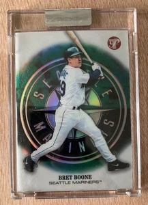 2002 Topps Pristine Baseball "BRET BOONE" #26 - Encased Refractor Pr: /149 - Picture 1 of 2