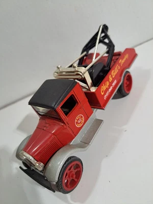 Ertl Collectible 1:34 Die Cast Chip & Bill's Towing 1931 Hawkeye Tow Truck - Image 1 of 4