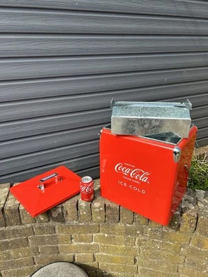 Coca Cola Vintage Retro Red & White Cooler Vw Air Cooled Split screen T2 - Large - Image 1 of 4