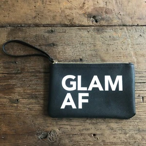 Organizador de bolsa de maquillaje de cuero sintético GLAM AF guijarros con cremallera negra - Imagen 1 de 5