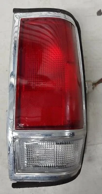 85-86 Nissan D720 PK Tail Light Cover-Lens Right,Rear Right TYC 11-1643-B Foto 1 de 4
