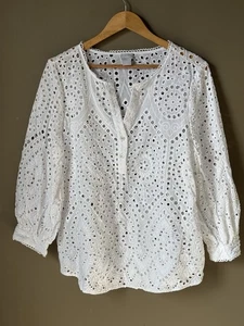 White 12 / 14 Eyelet Embroidered Shirt Top Blouse Pullover Stunning Classic - Picture 1 of 6