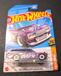Hot Wheels 2023 Datsun bluebird wagon #235/250 purple new - Picture 1 of 6