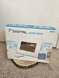 NEW BOXED 7in Digital Photo Frame 32mb storage Old 2000s Great working condition - Picture 1 of 9