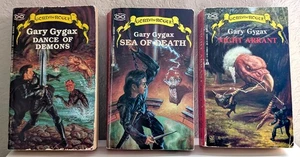 Gary Gygax = GORD THE ROGUE = 3x - SEA OF DEATH + DANCE w/ DEMONS + NIGHT ARRANT - Bild 1 von 4
