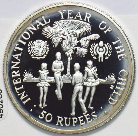 Seychelles 1980 50 Rupees proof International Year of Child 490285 combine shipp Cover