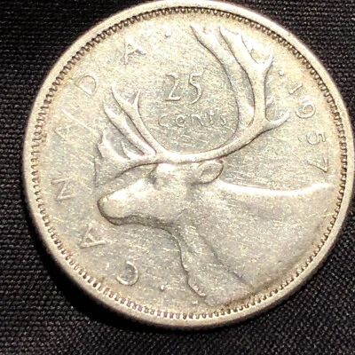 1957 Canada 25 Cents Silver Coin - VF (Very Fine) condition - Image 1 of 4