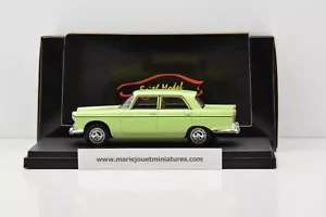 PEUGEOT 404 GL 1.8 1978 PALE GREEN SOUTH AFRICA SILAS MODELS 1/43 NEW IN BOX - Picture 1 of 7