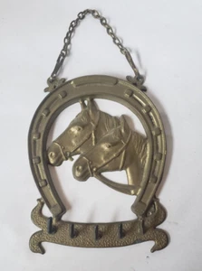 Wall Hang Key Hook - Horses Equestrian - Horse Horseshoe - Picture 1 of 4
