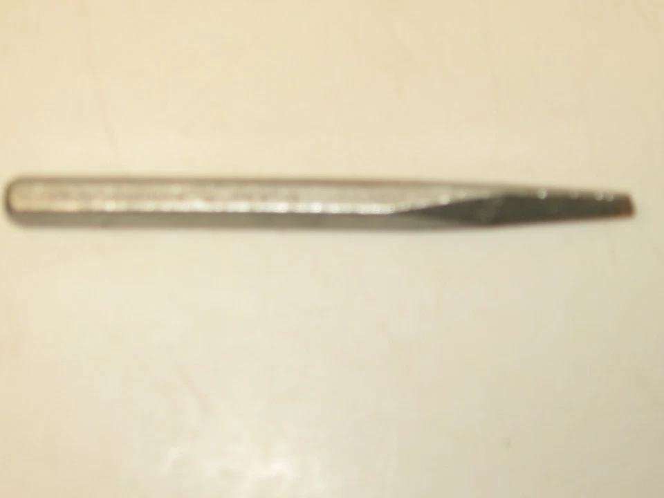 DIAMOND POINT CHISEL, Chrome, USA, BLACKHAWK # CT-1254 - Image 1 of 1