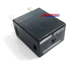 Relé de 5 pines Chrysler Jeep Dodge Omron 21911C 05269988AA - Imagen 1 de 2