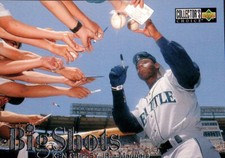 1997 Collector's Choice #1 Ken Griffey Jr. Big Shots B32