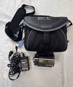 Sony Handycam DCR-SR85 25X Optical Zoom 60GB HDD Camcorder Tested and Works - Picture 1 of 18