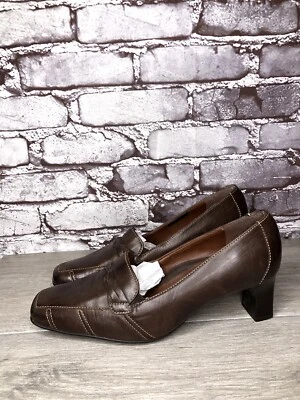 Zapatos de tacón Rene By Ara de cuero marrón trenzado punta cuadrada para mujer 7M EE. UU./38EU Foto 1 de 4