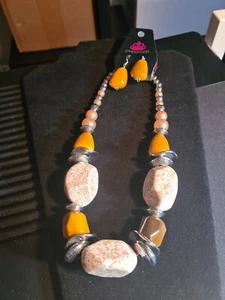 Necklace Jewelry Paparazzi ~ In Good Glazes ~ Peach. - Picture 1 of 3