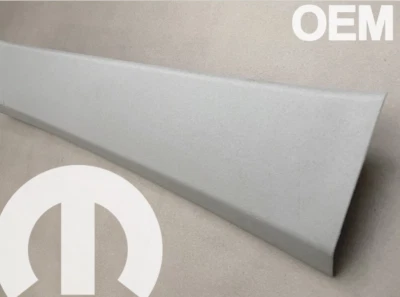 Dodge Durango 2004-2005 cabezal de carga trasero panel de ajuste cubierta superior Mopar fabricante original OEM Foto 1 de 4