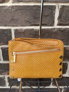 NWT $225 Hammitt Nash Small 2 Crossbody Wristlet Apricot Tan - Picture 1 of 4