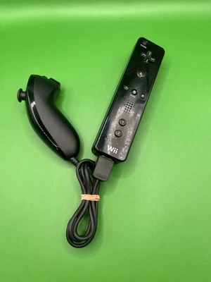 Remote und Nunchuk Nintendo Wii - Bild 1 von 2