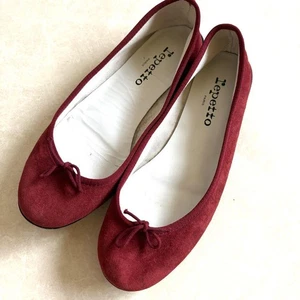 Repetto Suede Ballet Flats Size 39 Red Round Toe Slip On Soft Sole Classic Shoes - Picture 1 of 24