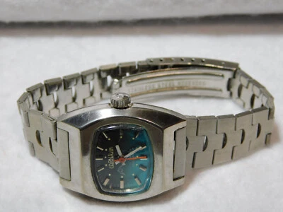 Womens Vintage Cornavin Dolphin 17 Jewels Wind Up Watch. Works Well - Image 1 of 4