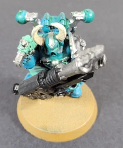 Warhammer 40K - Marines Espaciales del Caos - Hijos de Horus pintados - Arma pesada (2) - Imagen 1 de 7
