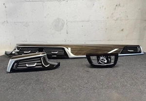 17-22 BMW G30 530I 540I FRONT DASH PANEL AIR VENT GRILL W/MOLDING & buttons OEM - Picture 1 of 23