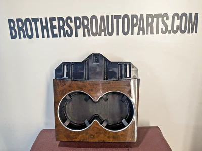 Porta-copo compartimento console 2015-2017 Mercedes Benz E350 E400 A2076805050 fabricante de equipamento original - Imagem 1 de 4