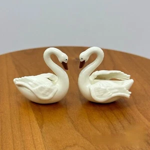 1/6 Scale Miniature Swan Set/Dollhouse Decors for Blythe/Momoko/Action Figure/ - Bild 1 von 1