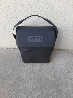 Yeti 6L午餐袋 — 第 1/2 张图片