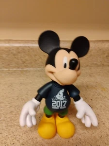 2017 Disney Themenparks Mickey Mouse 7" gelenkige Actionfigur Spielzeug Puppe - Bild 1 von 8