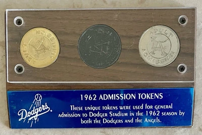 1962 LOS ANGELES DODGERS ADMISSION (3) TOKENS IN DISPLAY GRAND OPENING SEASON - Image 1 of 2
