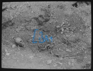 Photo MITCHAM SURREY SAXON CEMETERY NO5 1920 Magic Lantern Slide ARCHAEOLOGY - Picture 1 of 5