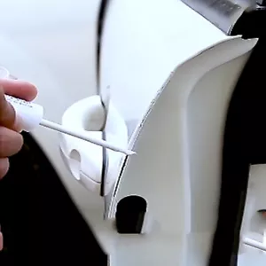 White Car Body Paint Touch Up Pen Scratch Remover Repair Exterior Part Tool pen - Picture 1 of 13