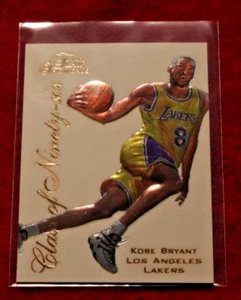 1996-97 FLAIR CLASS OF 96' 20 CARD SET W/K0BE-IVERSON ALLEN ROOKIES (B-504) - Bild 1 von 7