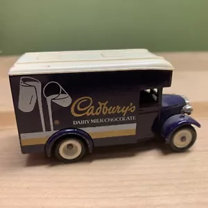 Days Gone D8-18 England Toy Carbdairy Milk Chocolate Toy Car - Picture 1 of 7