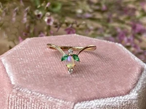 Zertifizierter 14k Gold natürlicher australischer Opal, Smaragd & Diamant Versprechen Ring - Bild 1 von 16