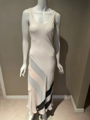 Vestido Bloomingdale's seda marfil talla 8 Foto 1 de 4