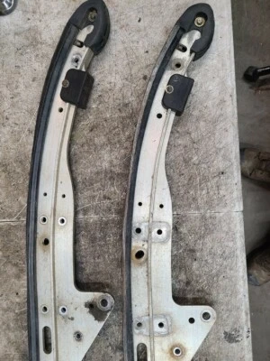 Cuadro Ski Doo 2000 Runner SLIDE RAILS 503189301 Formula Z 700 RW4572 Foto 1 de 4