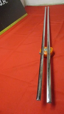 1967 OLDSMOBILE CUTLASS 442 SUPREME DOOR PANEL MOLDING 2 DOOR HT + CONV - Image 1 of 4