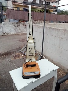Lavamoquette Vetrella M18 Funzionante Tappeti - Foto 1 di 9