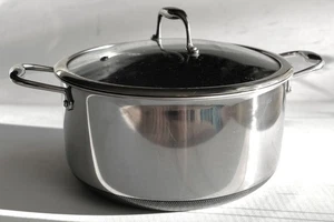 HexClad 8 Quart Hybrid Edelstahl Suppentopf + Glasdeckel - Antihaft/Induktion - Bild 1 von 5