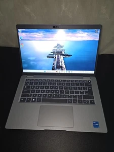 Dell latitude 5440 i5 13th gen 14" laptop - Afbeelding 1 van 12