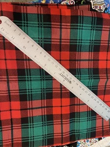 Lg Scale GREEN RED PLAID cotton fabric 20" x 44" DAVID TEXTILES Christmas Quilt - Picture 1 of 4