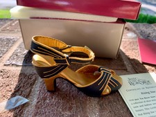 Just The Right Shoe By Raine - Rising Star + Box An Coa